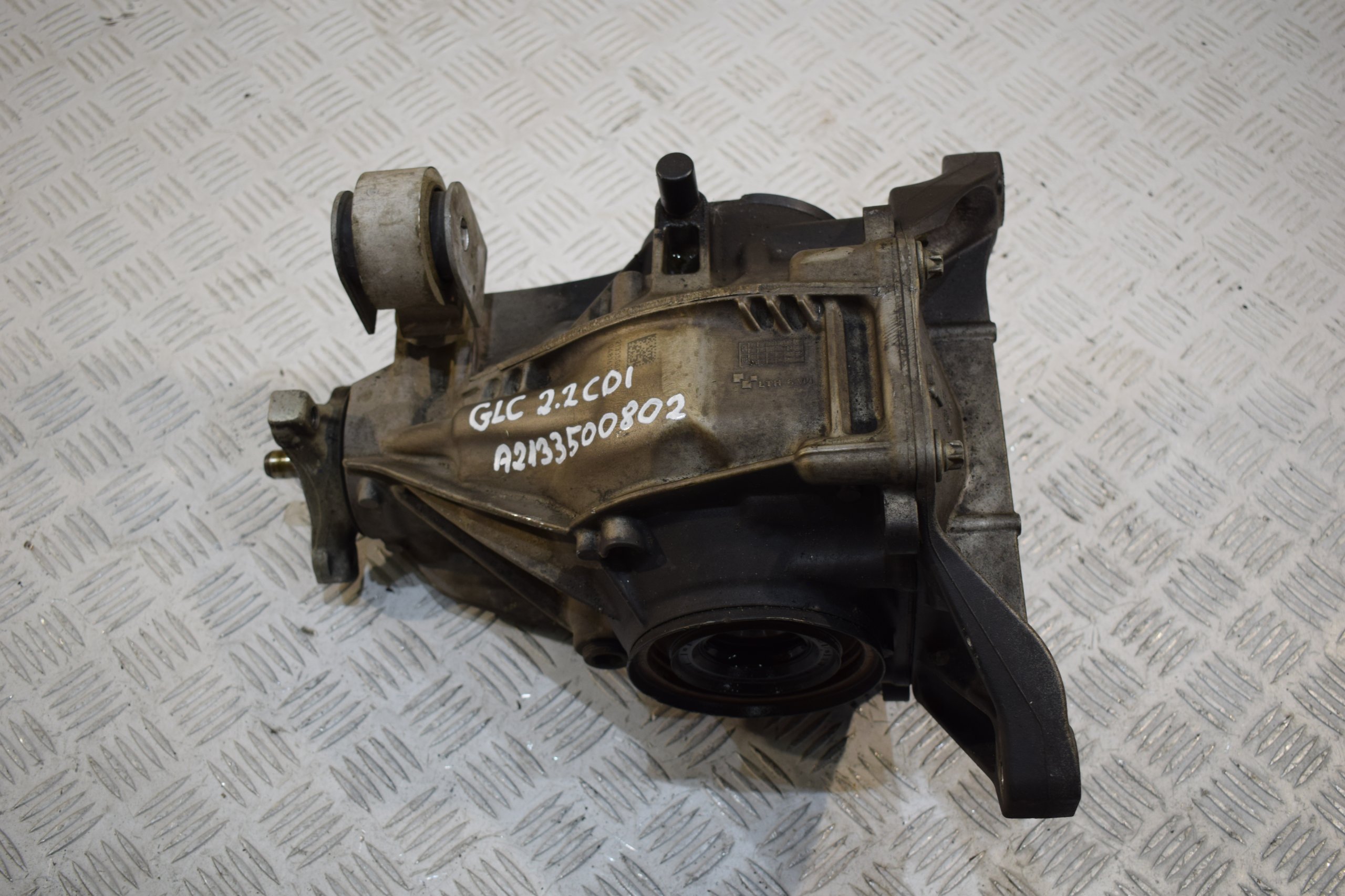 Міст диференціал задній MERCEDES GLC W253 A2133500802