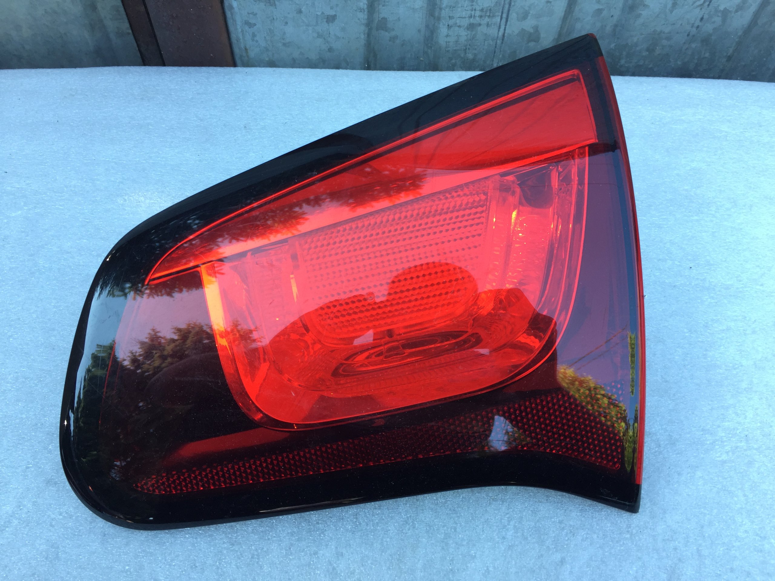 CITROEN C3 II ПРАВА ФАРА ЗАД. В ДВЕРІ БАГАЖНИКА 2010-2014