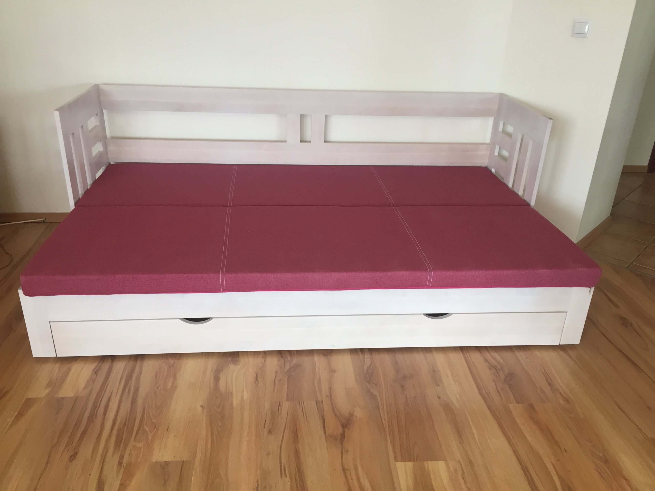 Кровать Вики 70/140 x200 раздвижные с ящиком белы