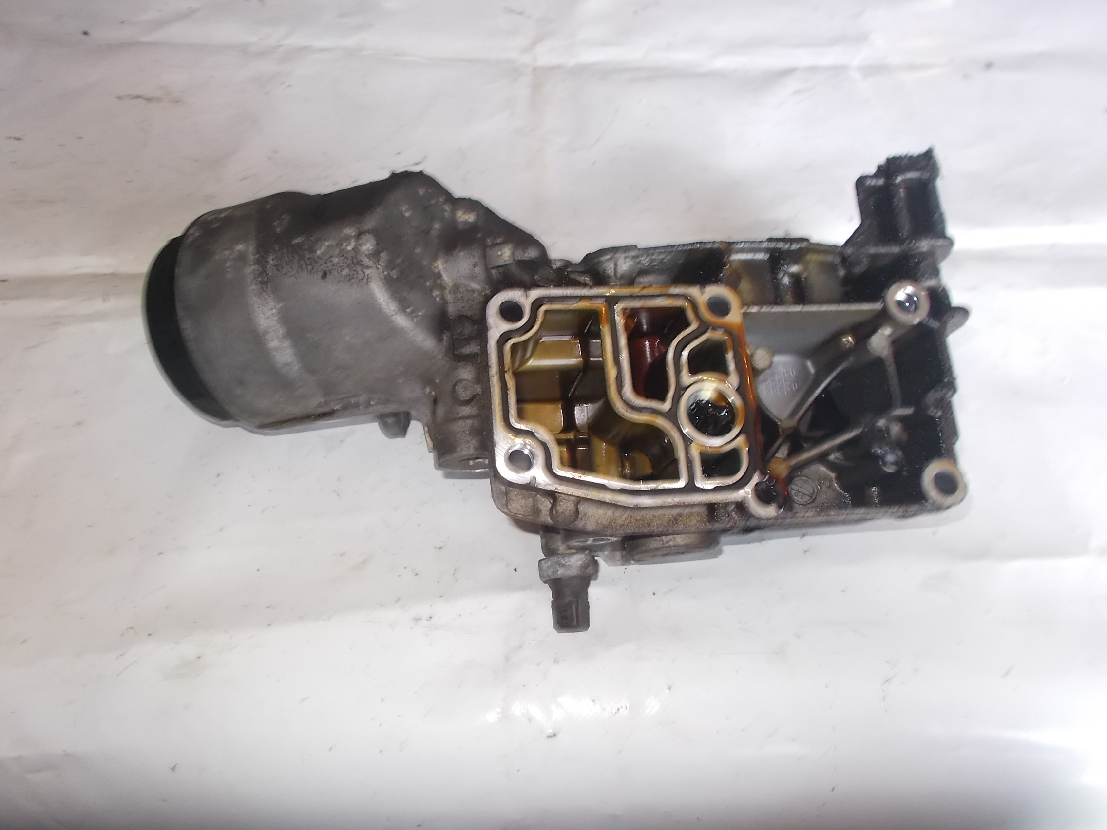 PODSTAWA FILTRA OLEJU M54 E39 E46 Z4 E85