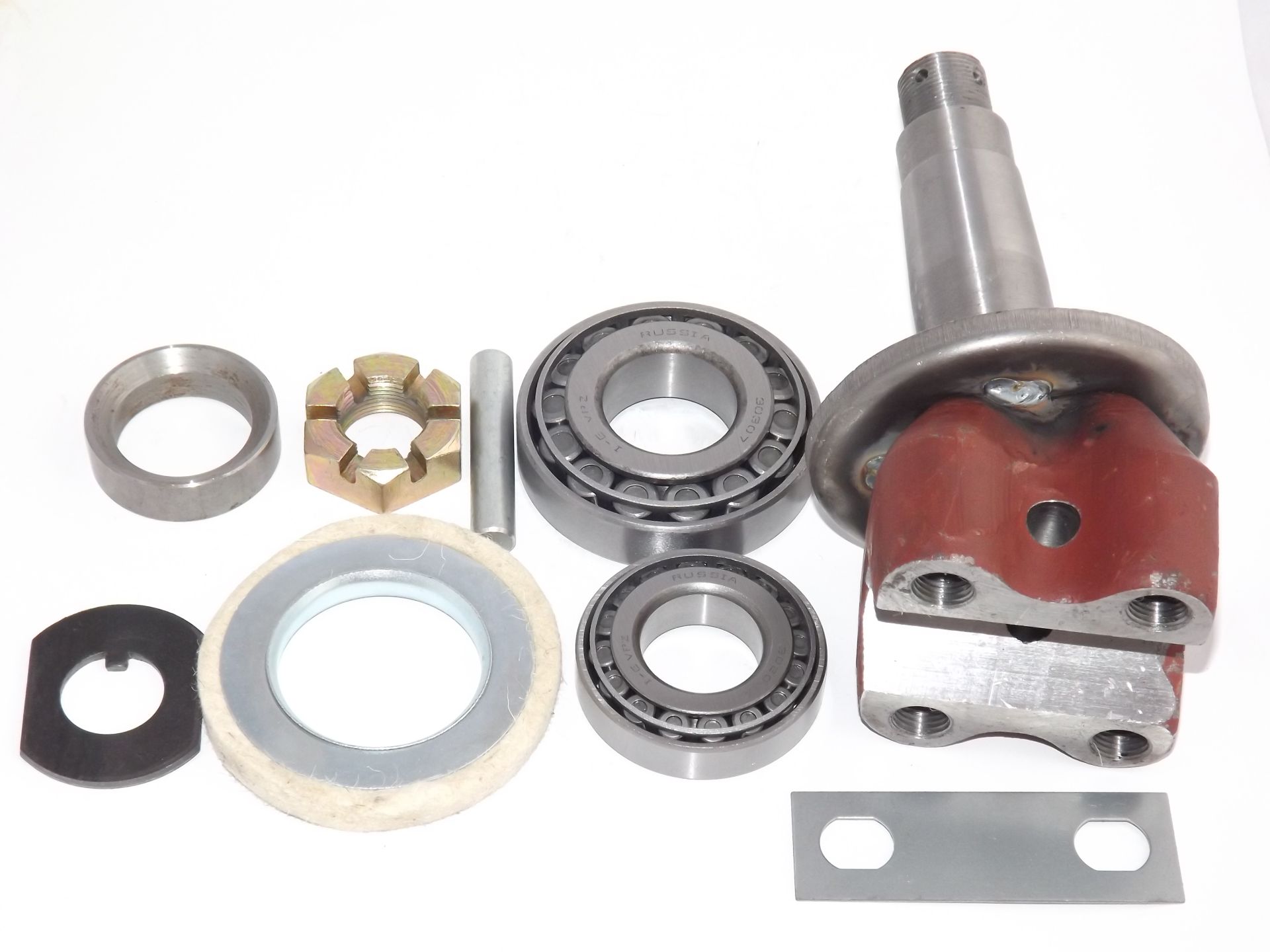 Čep Výhybkového Náboje 16" Polské Kompletní Ložisko Ursus C-330 C-360 C-355