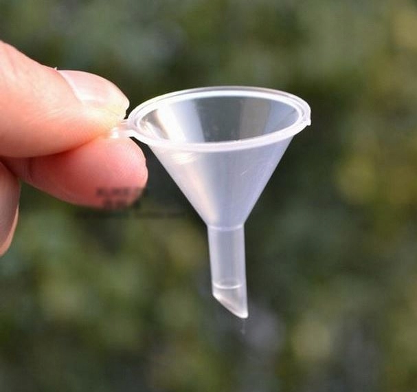 MINI LEJEK DO PERFUM OLEJKÓW ETERYCZNYCH FIOLKA Marka Funnel