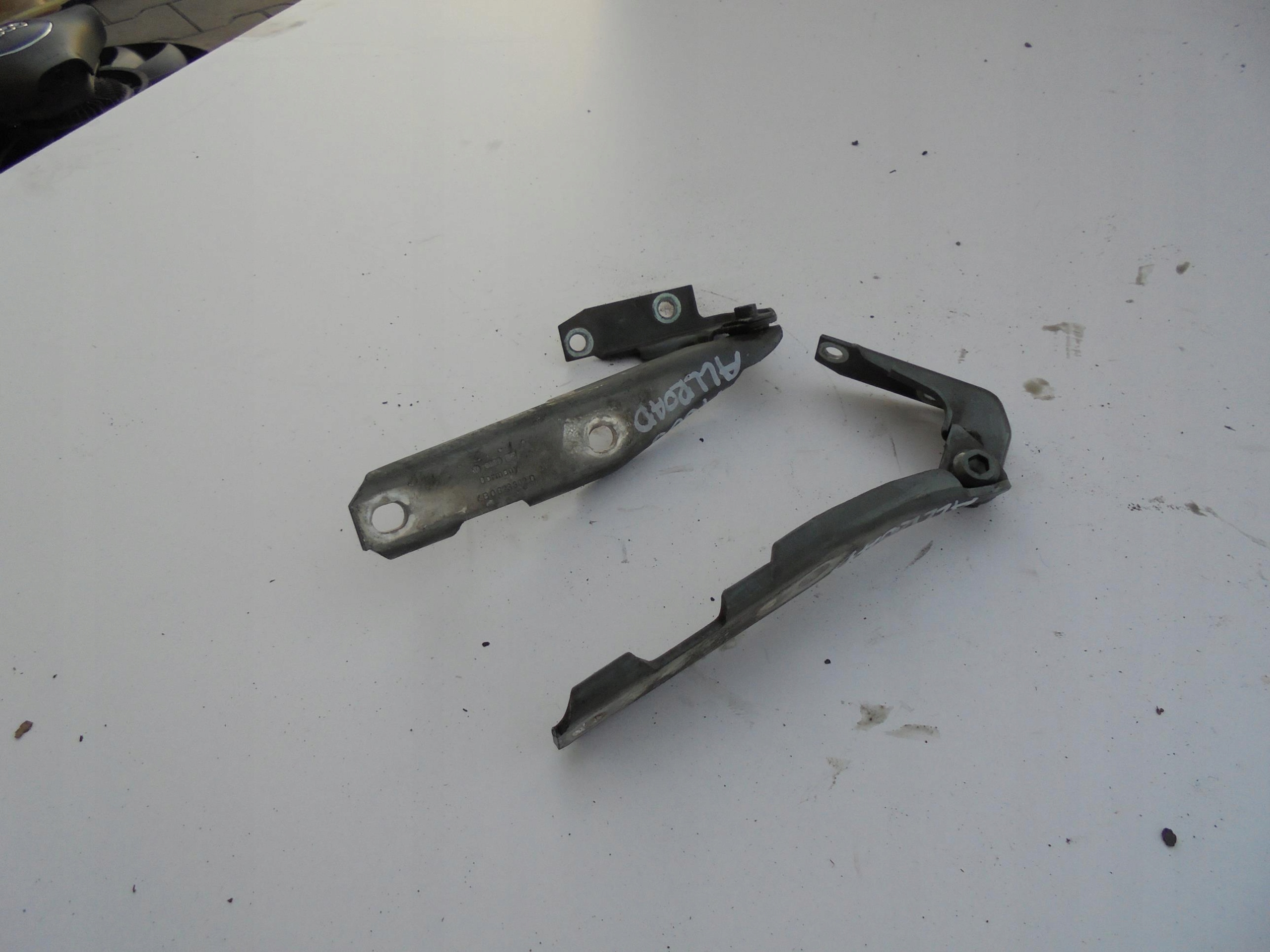 ПЕТЛІ КАПОТУ AUDI A6 C5 ALLROAD