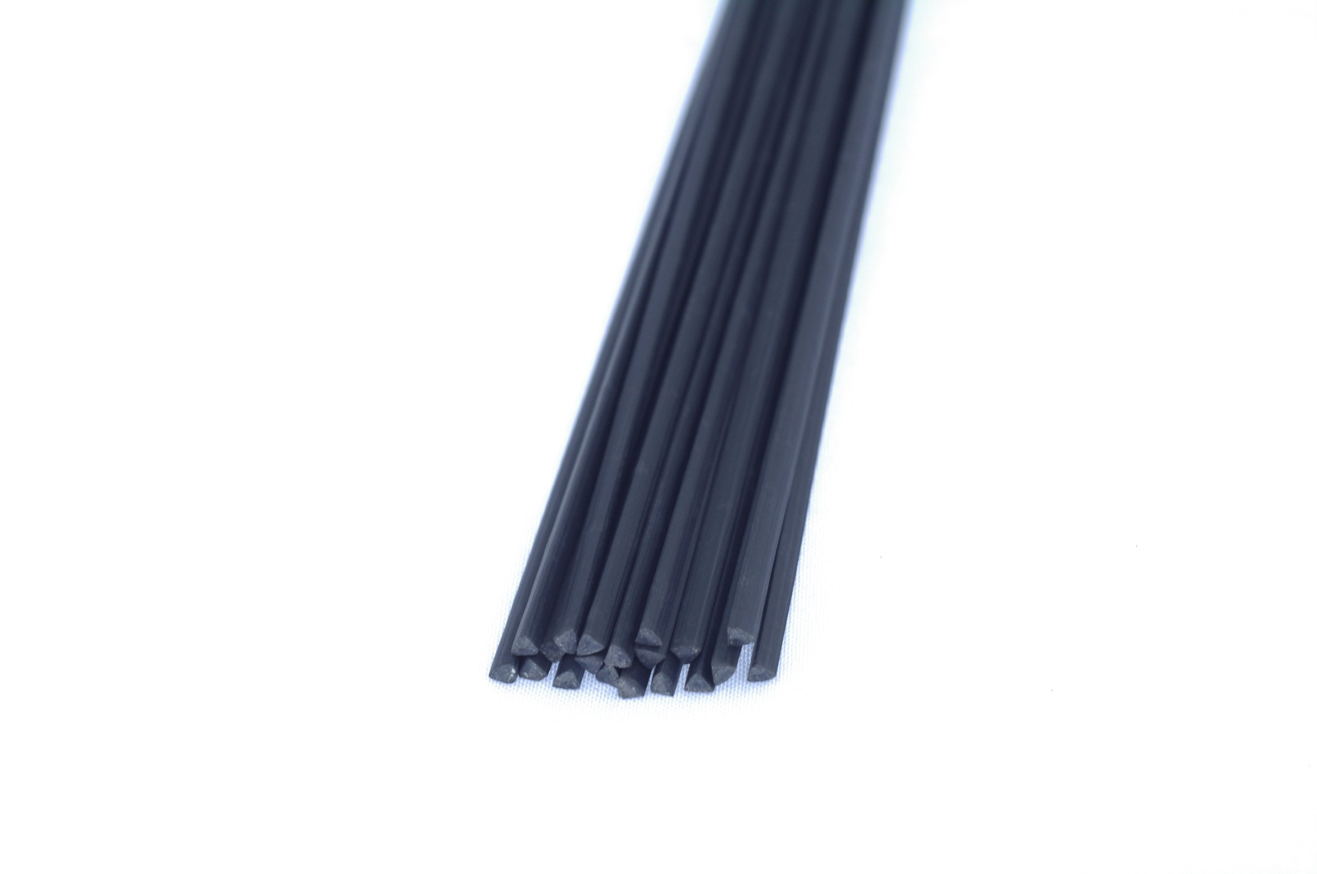 

Spoiwo Plastików Pcw 100g Trójkąt Czarny, Pvc