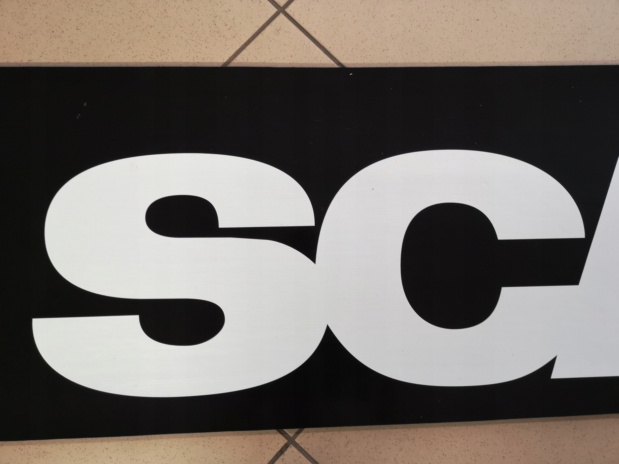 Chlapacz fartuch naczepy SCANIA czarny 250x30 Installation side Rear