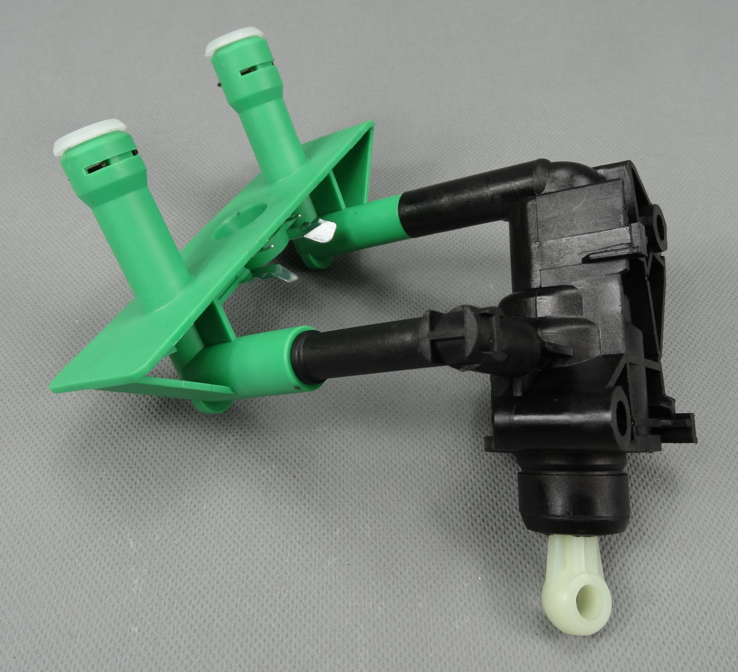 POMPA SPRZEGLA FORD FOCUS MK1 98 05 CONNECT 2002 Part number 30 425 012