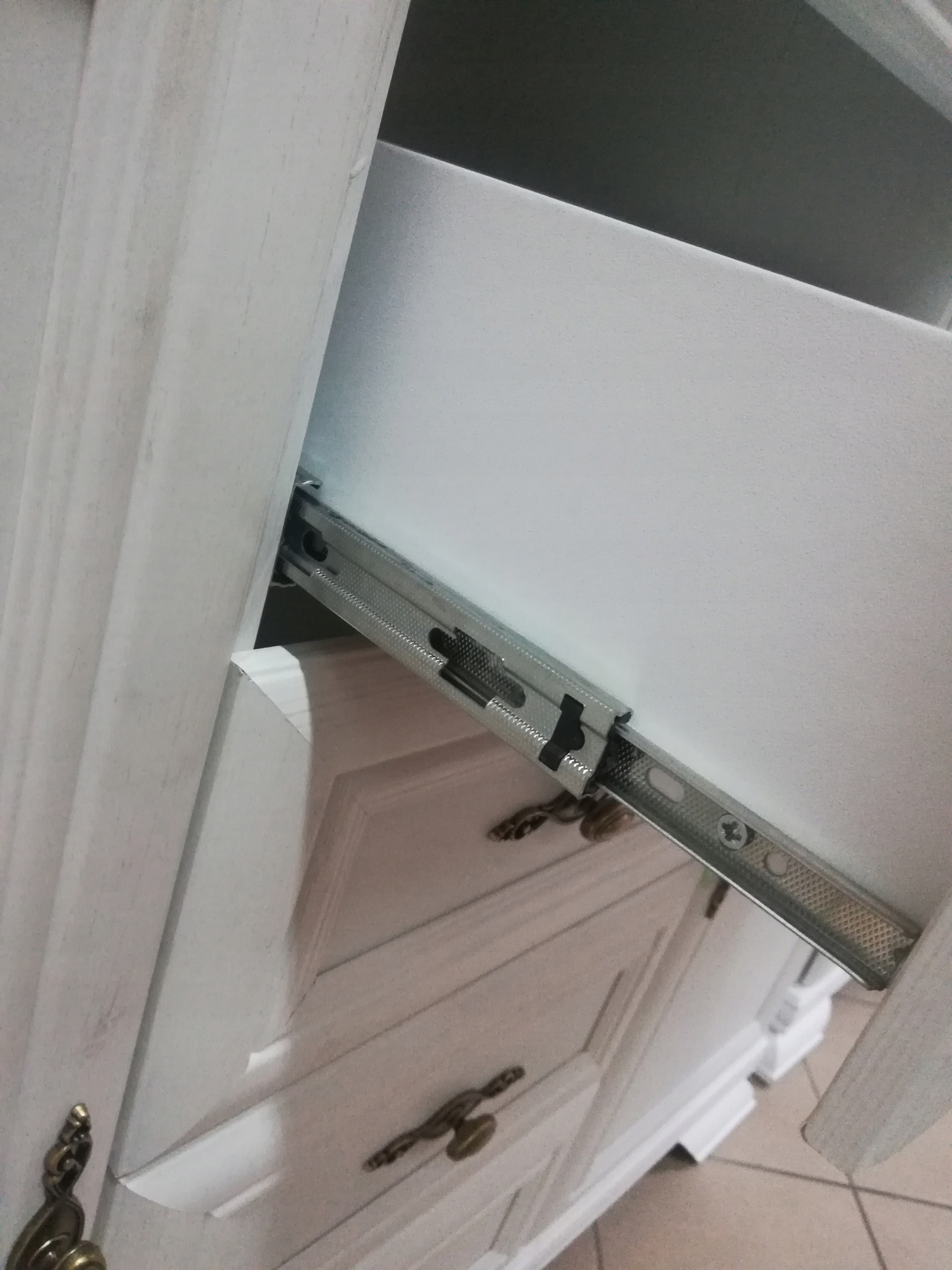 KOMODA KORA KK3 + GRATIS !!! GAŁA MEBLE Głębokość mebla 46 cm