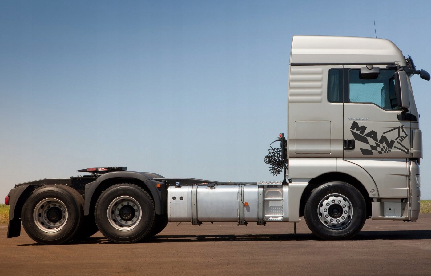 Naklejki tuningowe MAN TGX TGA LION LEW 01 Producent Inny