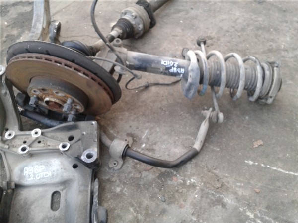 MCPERSON PRAWY PRZOD ZWROTNICA AUDI A3 8P 2 0 TDI