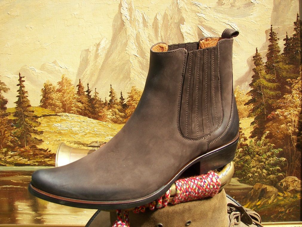 KOWBOJKI WZUWANE WYSOKIE PODBICIE WYGODNE SKÓRA NATURALNA NUBUK 40 bkw Kod producenta 2569S 08A