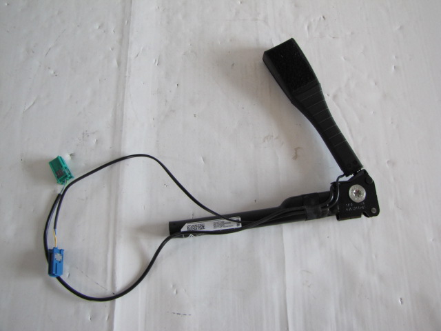 13427749 - OPEL CORSA E 2015-SEAT BELT TENSIONER PR