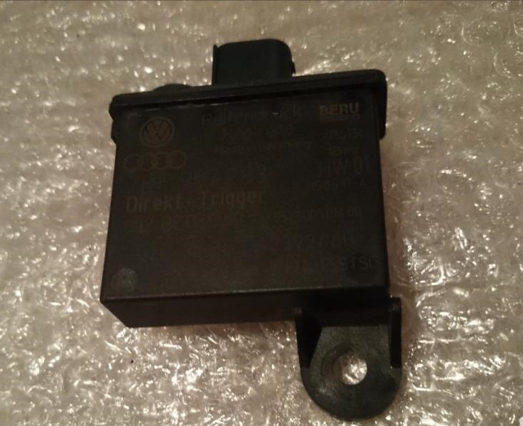 AUDI A8 S8 D4 NADAJNIK CIŚNIENIA KOŁA 7PP907283