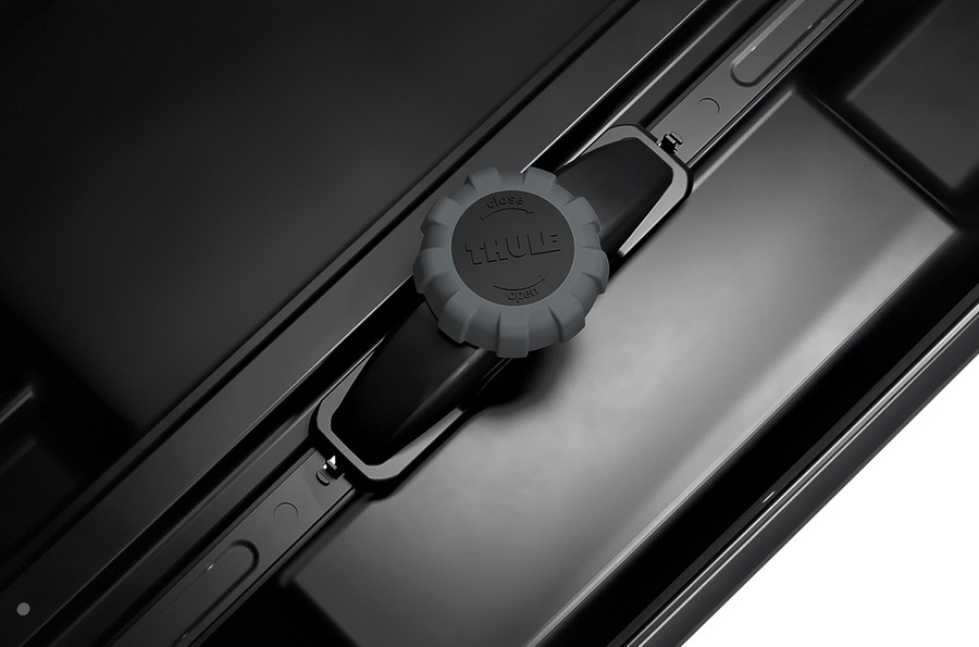 Коробка багажного отделения Thule MOTION XT ALPINE Titanium Blossom Double Side Open