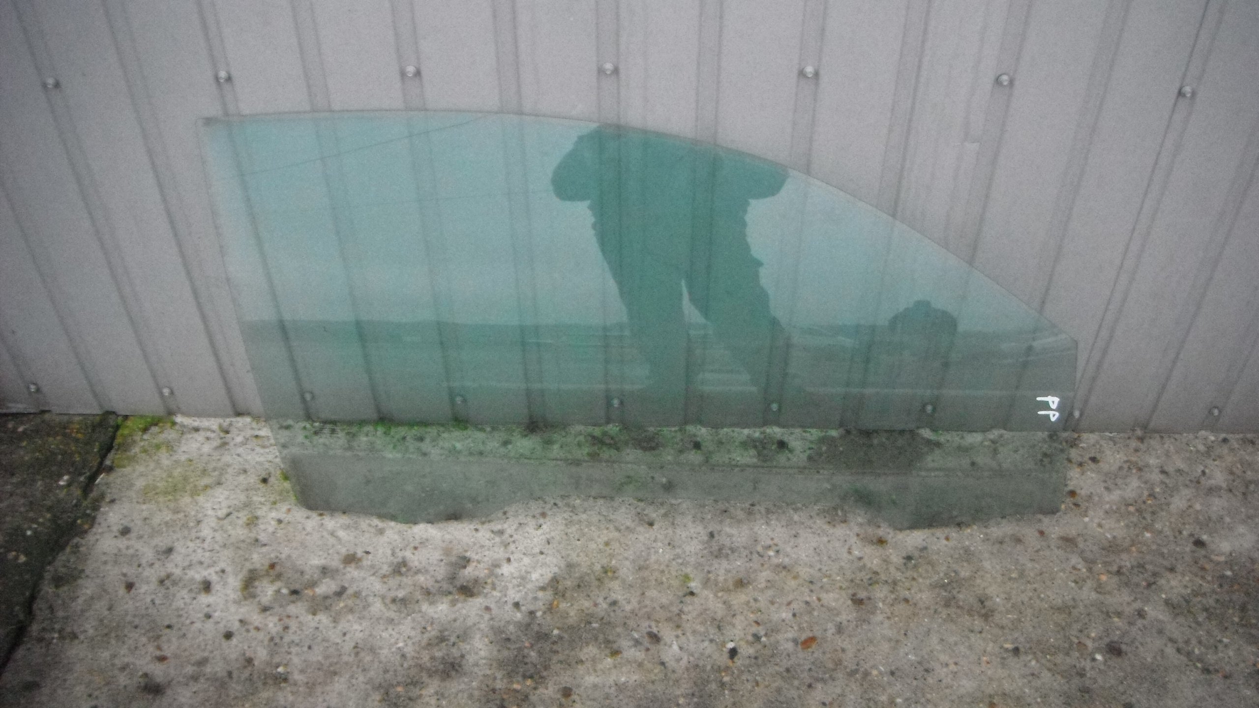 RENAULT MEGANE 2 II 3D 02-07 ПЕРЕДНЕЕ ПРАВОЕ СТЕКЛО