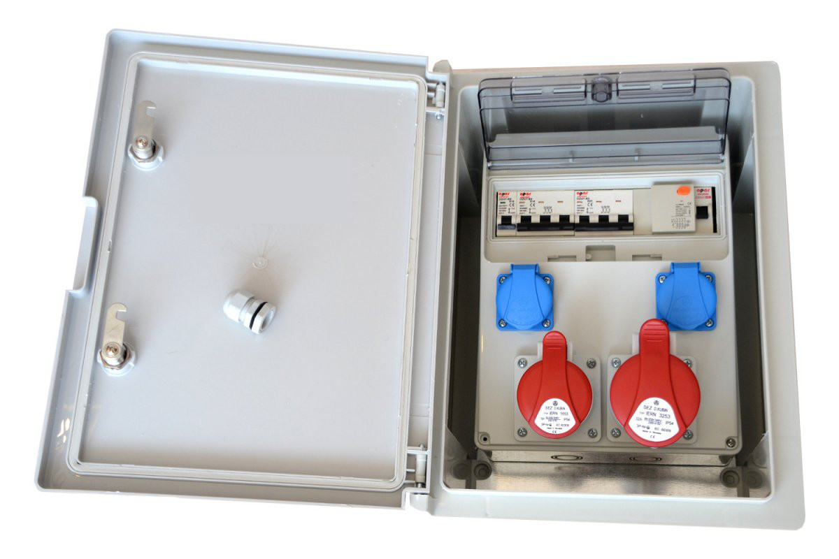 Rozvaděč elektrický Rbs IP65 XC3232WR 2x 32A 2x 230V