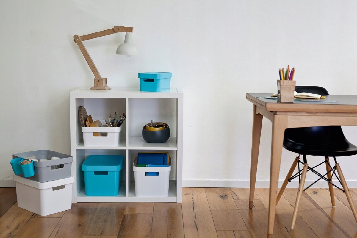 CURVER KOSZYK POJEMNIK Z PRZYKRYWKĄ INFINITY 4,5L Kolor odcienie szarości i srebra