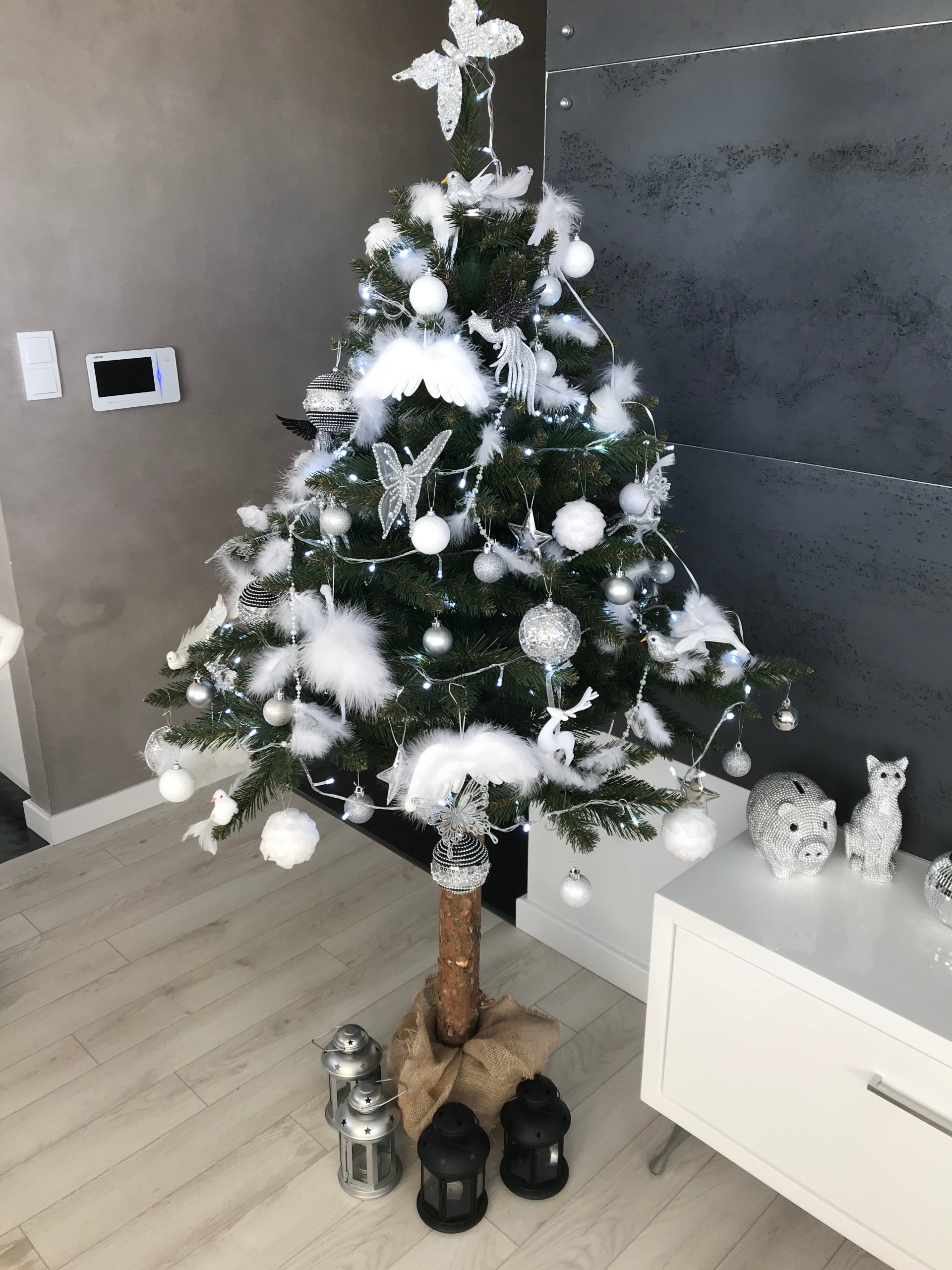 Choinka sztuczna ŚWIERK PRAWDZIWY NA PNIU 215CM 7311078902