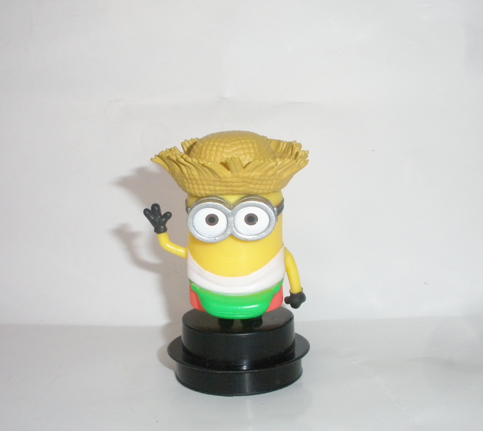 Figurka Zabawka Minionki Na Tort Kubek Turysta 7142630380