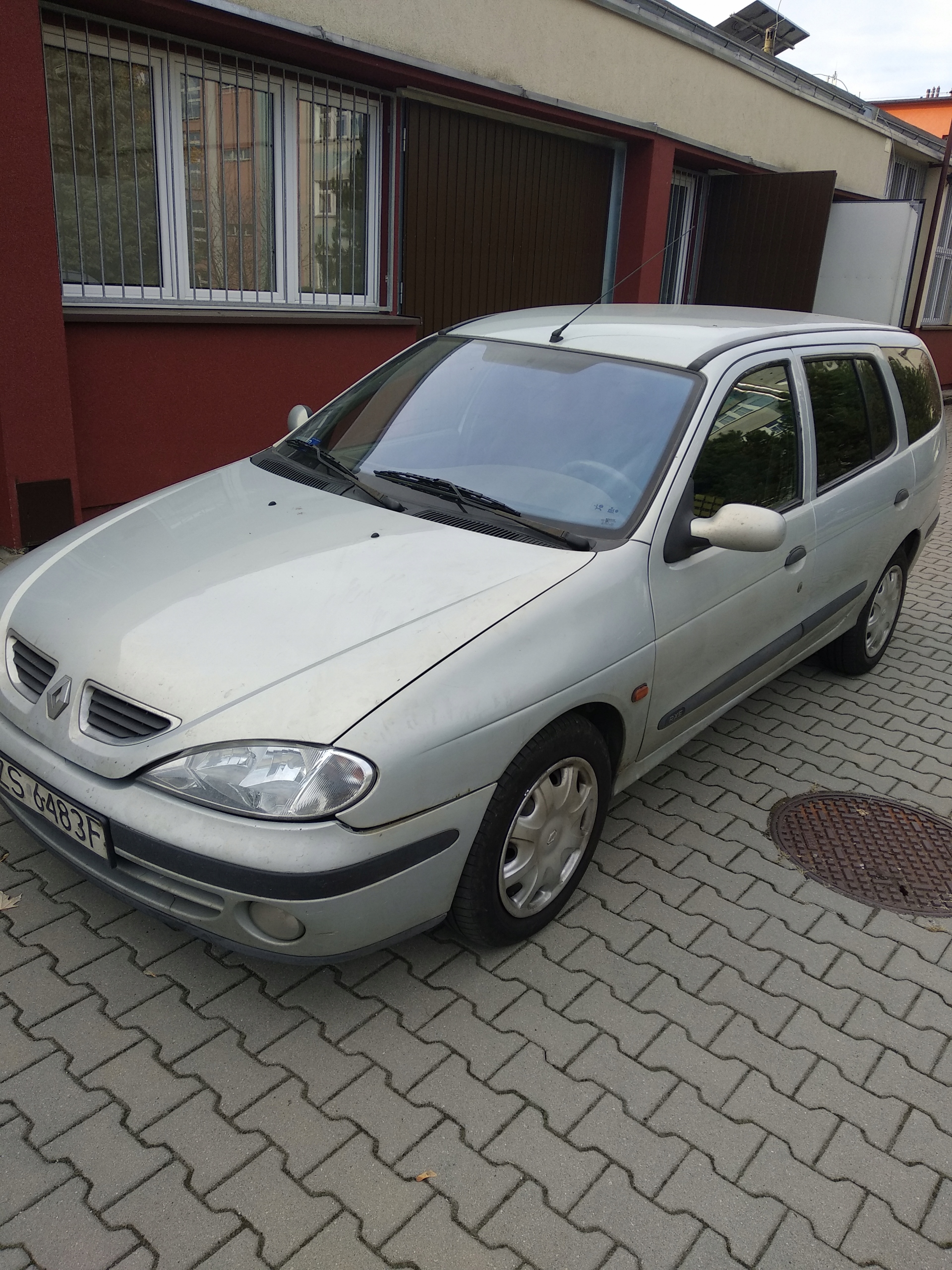 Renault Megane 1,9 dti Kombi 2000r 7681251200