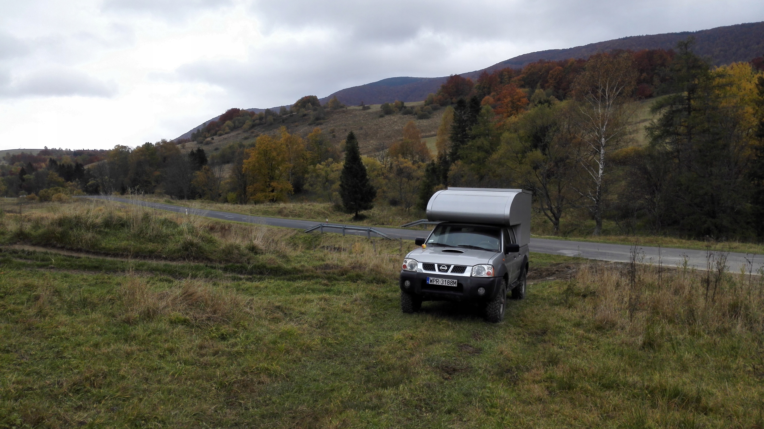 Kamper 4x4 camper kempingowy Nissan pick up Navara ... Kamper 4x4 camper kempingowy Nissan pick up Navara ...