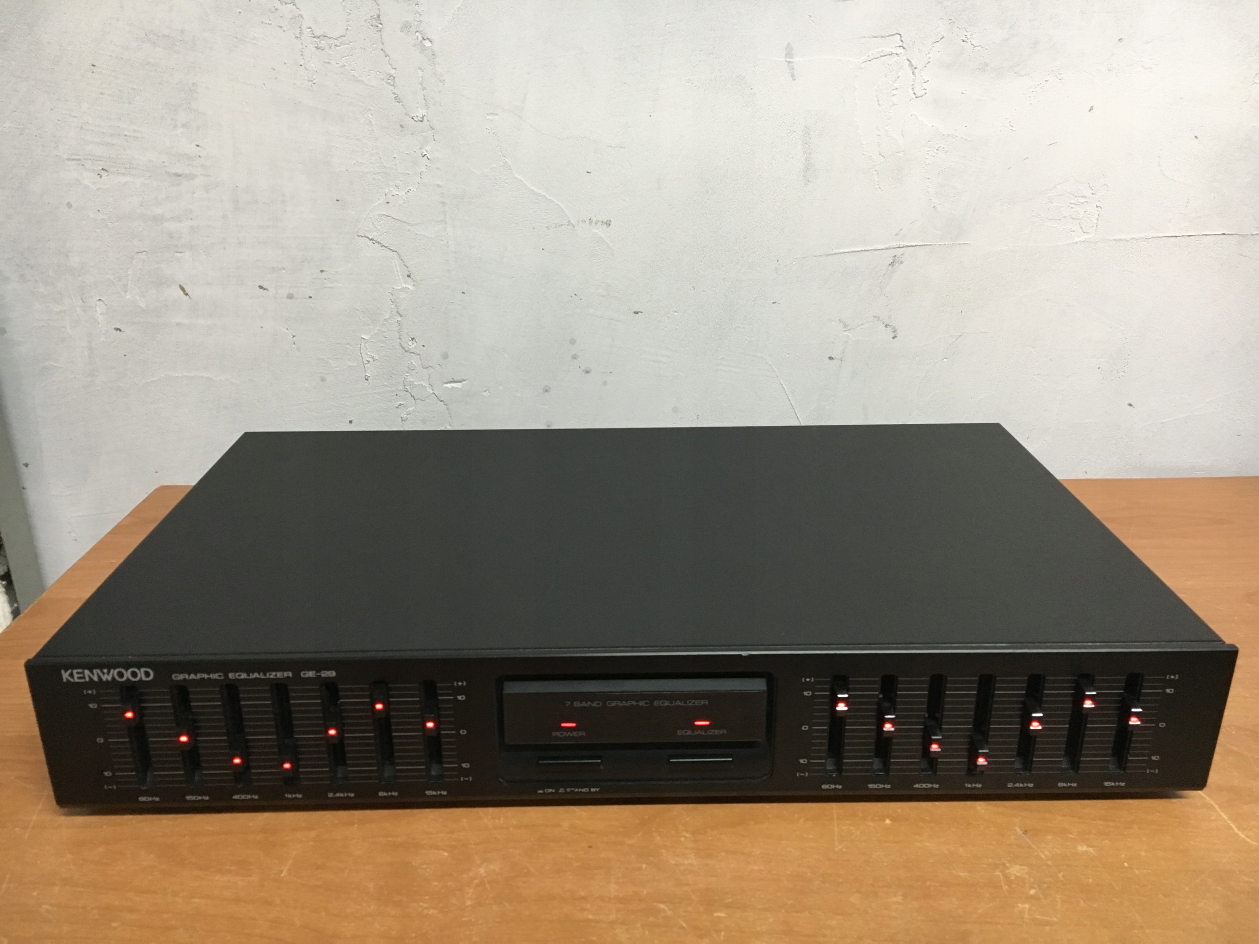 KENWOOD GE29 EQUALIZER KOREKTOR GRAFICZNY 7 PASM 7613185771