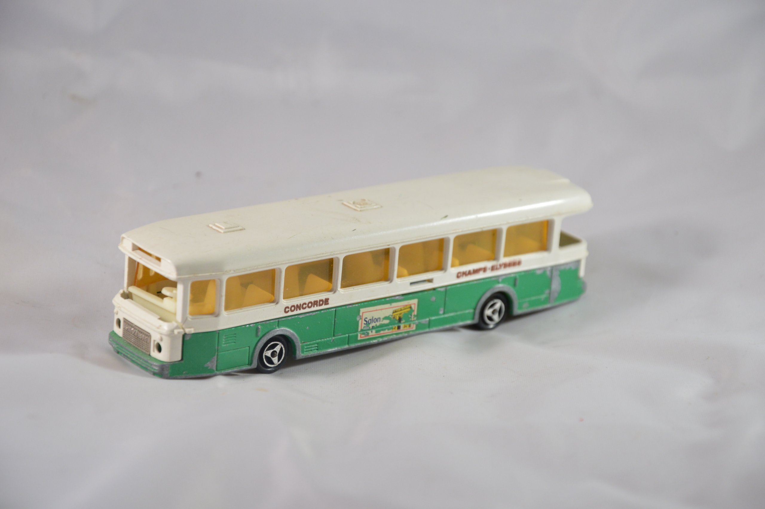 Autobus Zabawka Concorde Sygnatura Majorette 7057036329