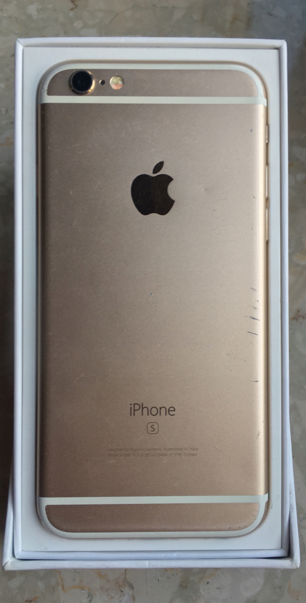 iPhone 6s 16 gb Gold Licytacja Bez Ceny Minimalnej - 7754606794 ...