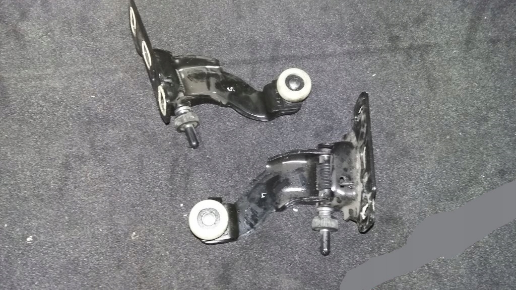 FORD B MAX ROLKI ROLKA дверь PRZESUWNYCH