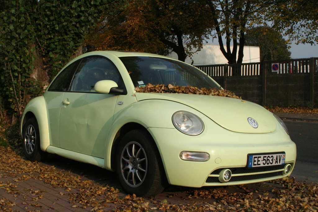 Volkswagen New Beetle 1.8 turbo  150 KM   2000 rok