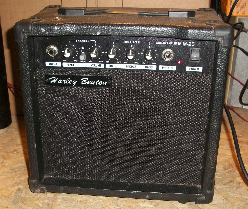 Wzmacniacz gitarowy Harley Benton M20