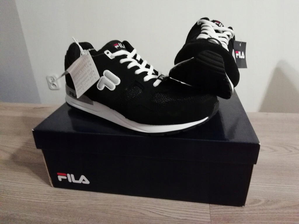 Fila authentic outlet footwear