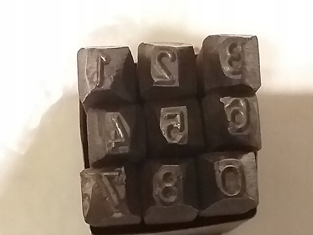 STARE NUMERATORY 9 SZT CYFRY 5mm PRL