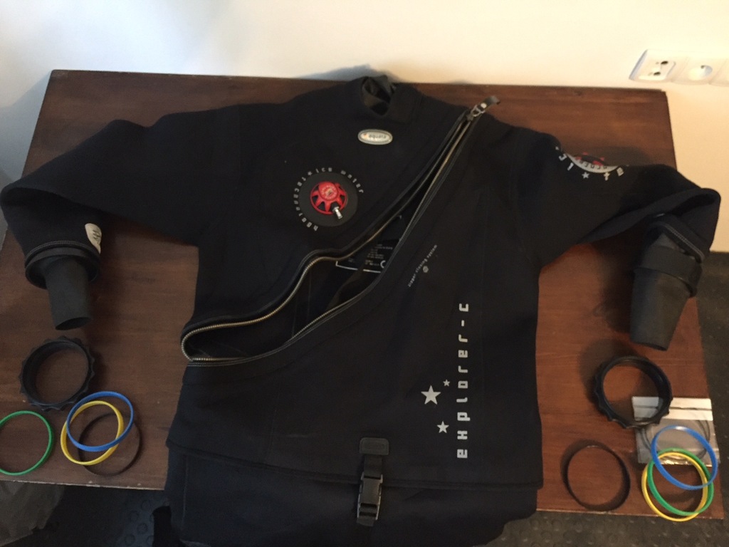 Suchy skafander neopren Aquata explorer C rozm 50