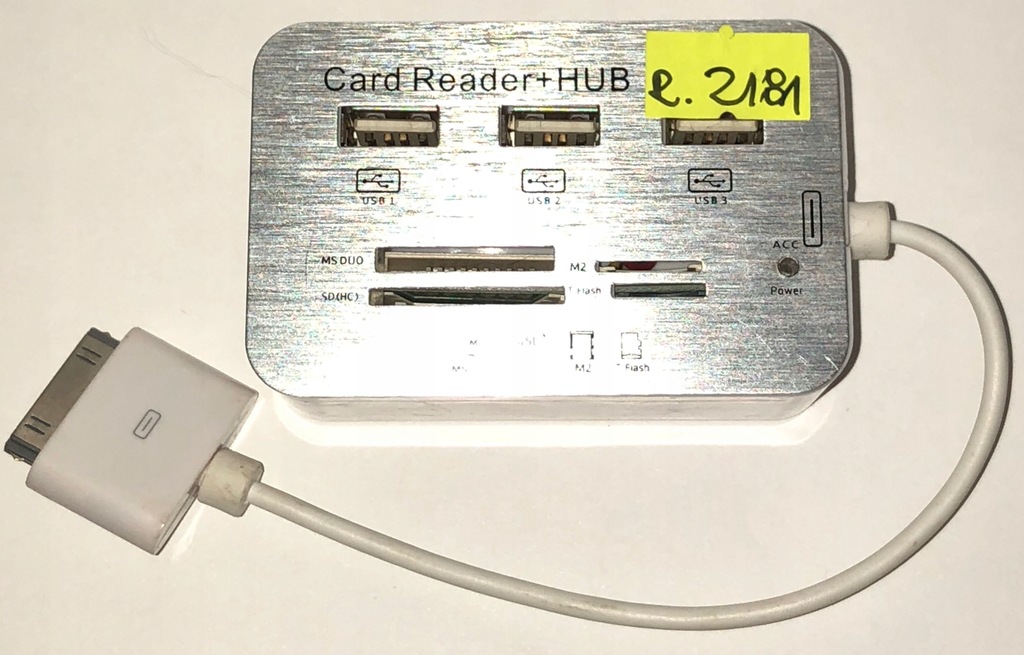 CZYTNIK KART + HUB USB DO IPAD NR R.2181