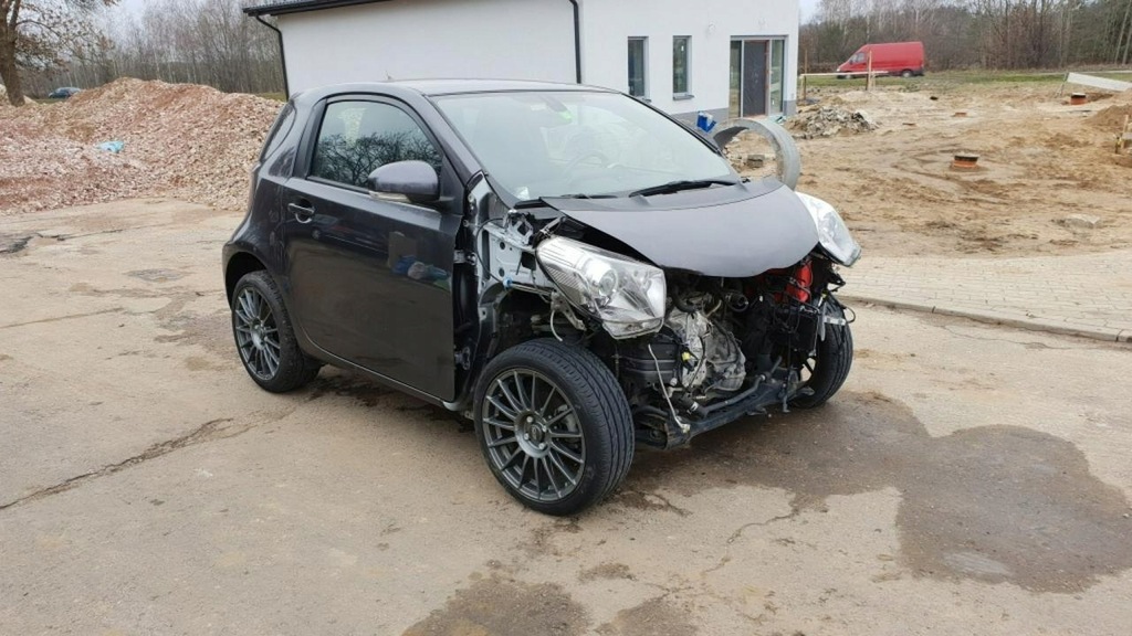 Toyota IQ 1.3 b Klima Alu felgi Szwajcaria