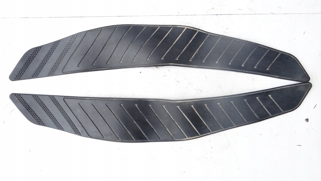DYWANIK GUMA POD NOGI YAMAHA MAJESTY 250