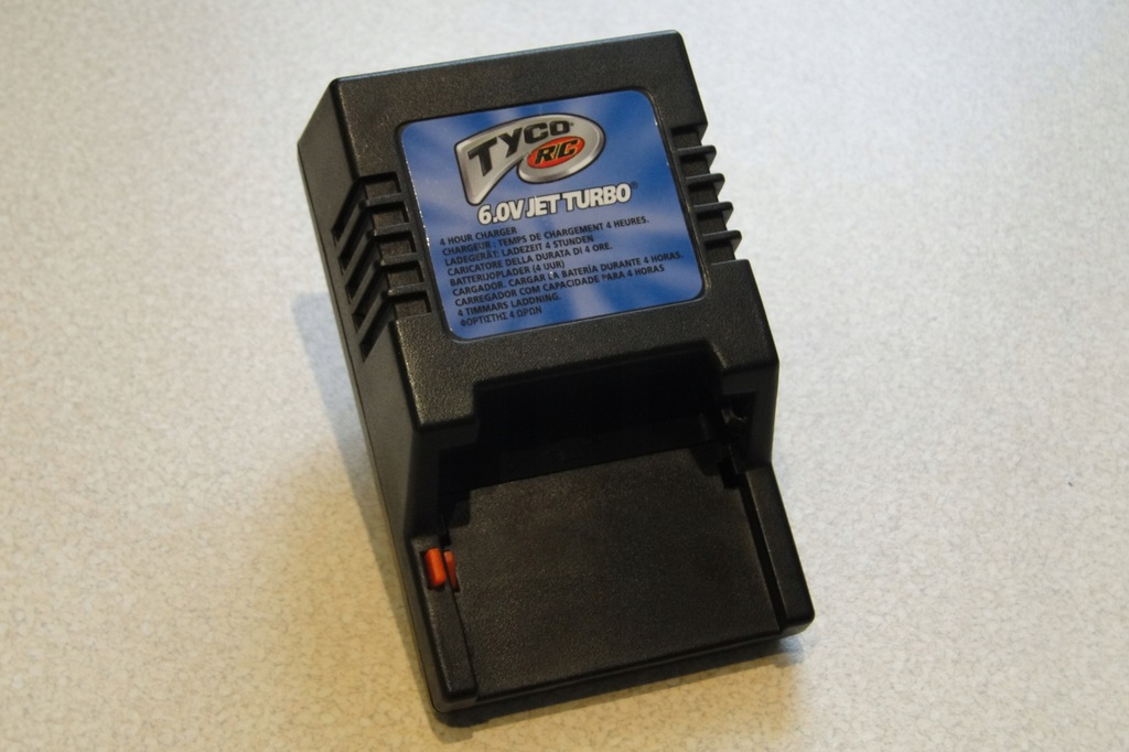 ŁADOWARKA TYCO 6V do AKUMULATORÓW PAKIETÓW NIKKO 7689826110