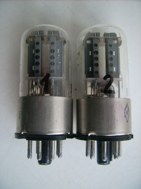 MELZ メタルベース(6SN7GT互換ピン互換) 難かっ ソ連製6N8S(6H8C MELZ メタルベース(6SN7GT互換ピン互換) 難かっ ソ連製6N8S(6H8C