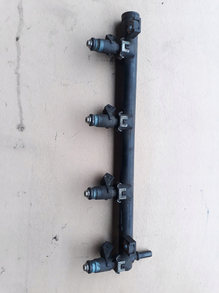 LISTWA WTRYSKOWA WTRYSK RENAULT MEGANE II 1.4 16V