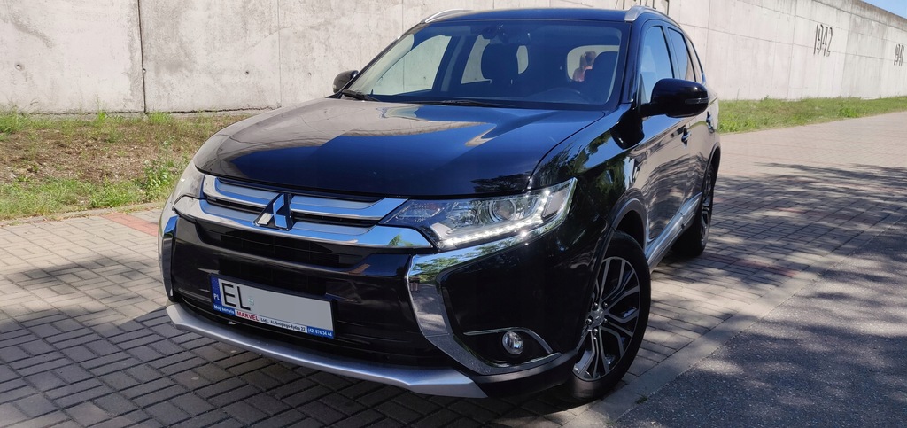 Mitsubishi Outlander 4x4 POLIFT Automat 2.2 DiD