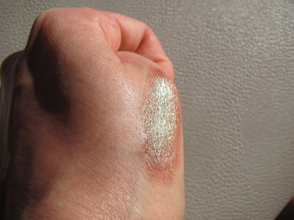 INGLOT MAC pigmenty odsypka nr 84
