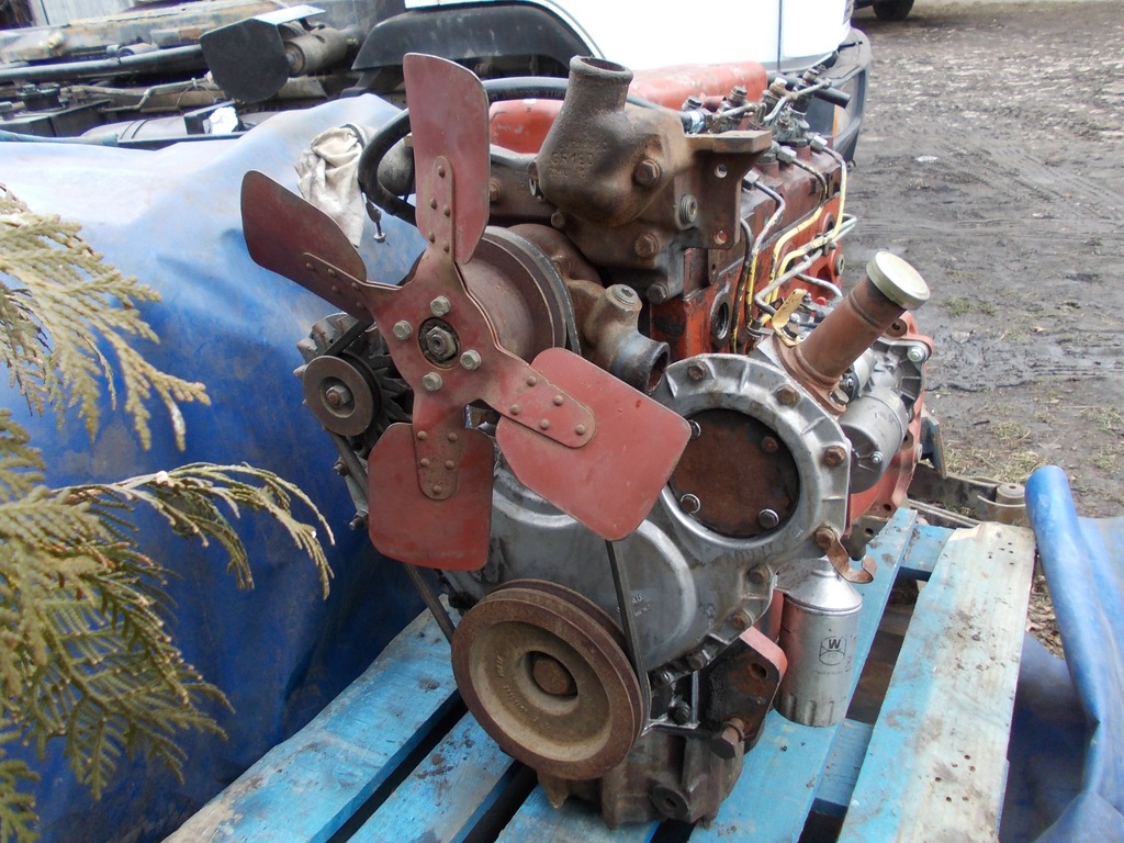 silnik ursus 4512 4514 perkins 4 nominalny fabrycz