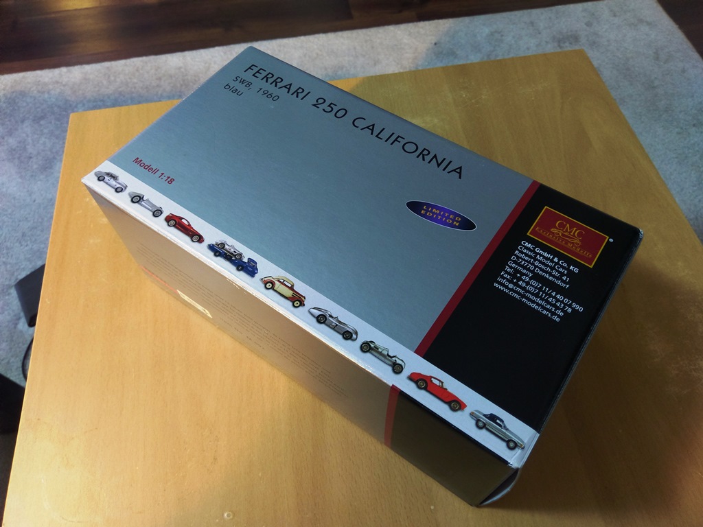 CMC M092 1:18 Ferrari 250 California SWB - Blue