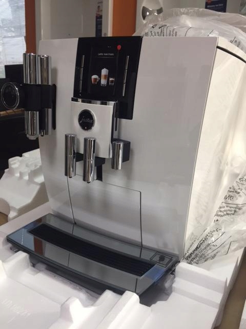 Jura J6 Piano White Ekspres jura biały + Kawa free