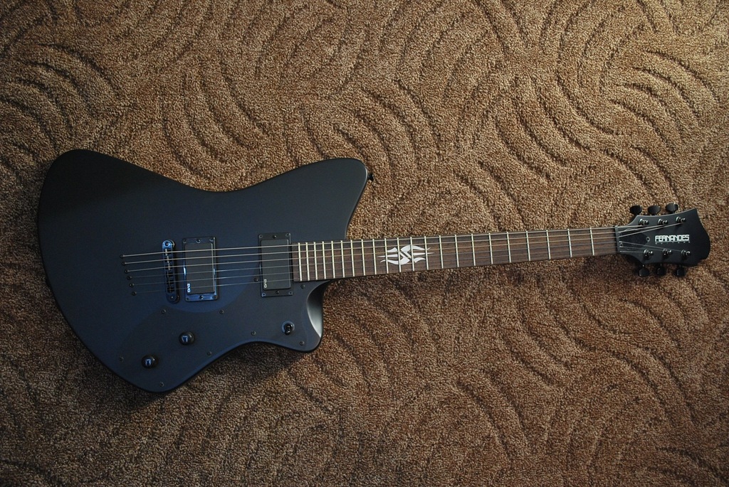 FERNANDES H-VAMPIRE