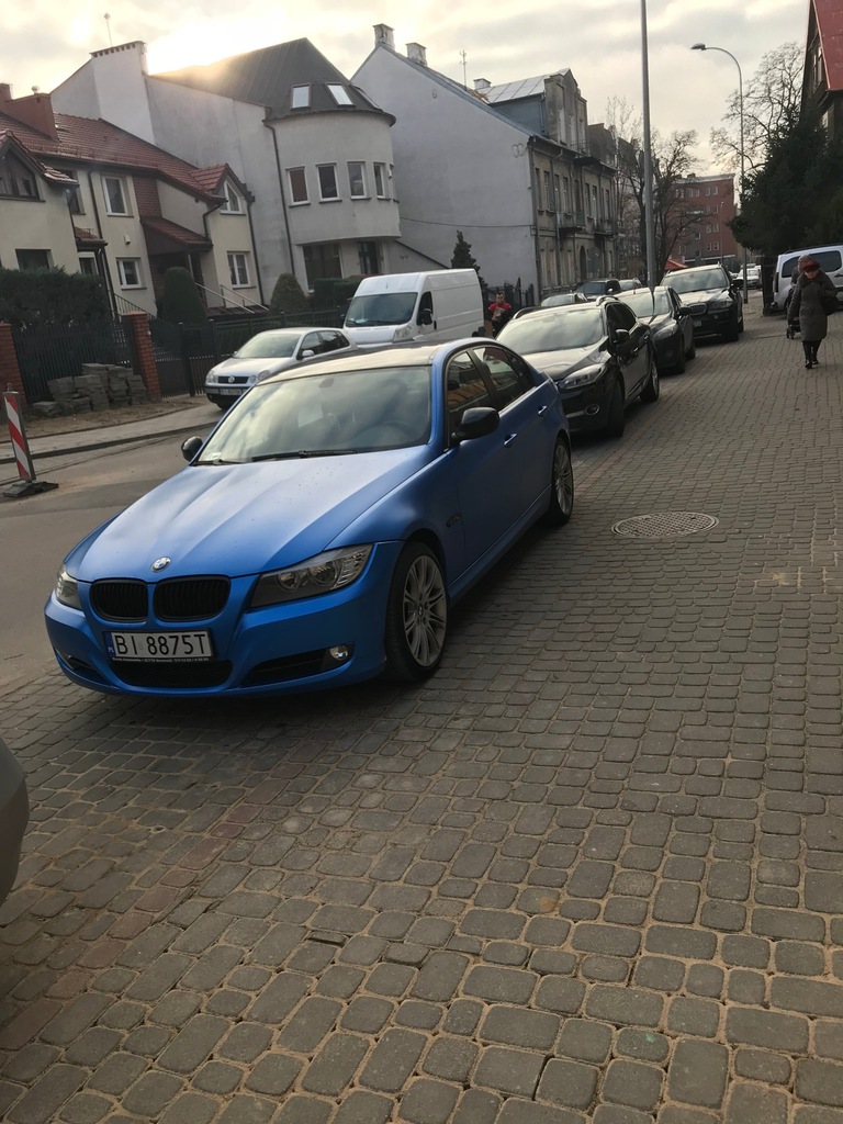 BMW E90 320d 177km 