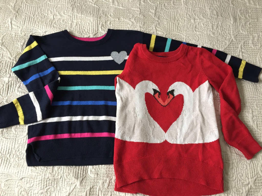 GAP sweter r. 128 + 2 gratis