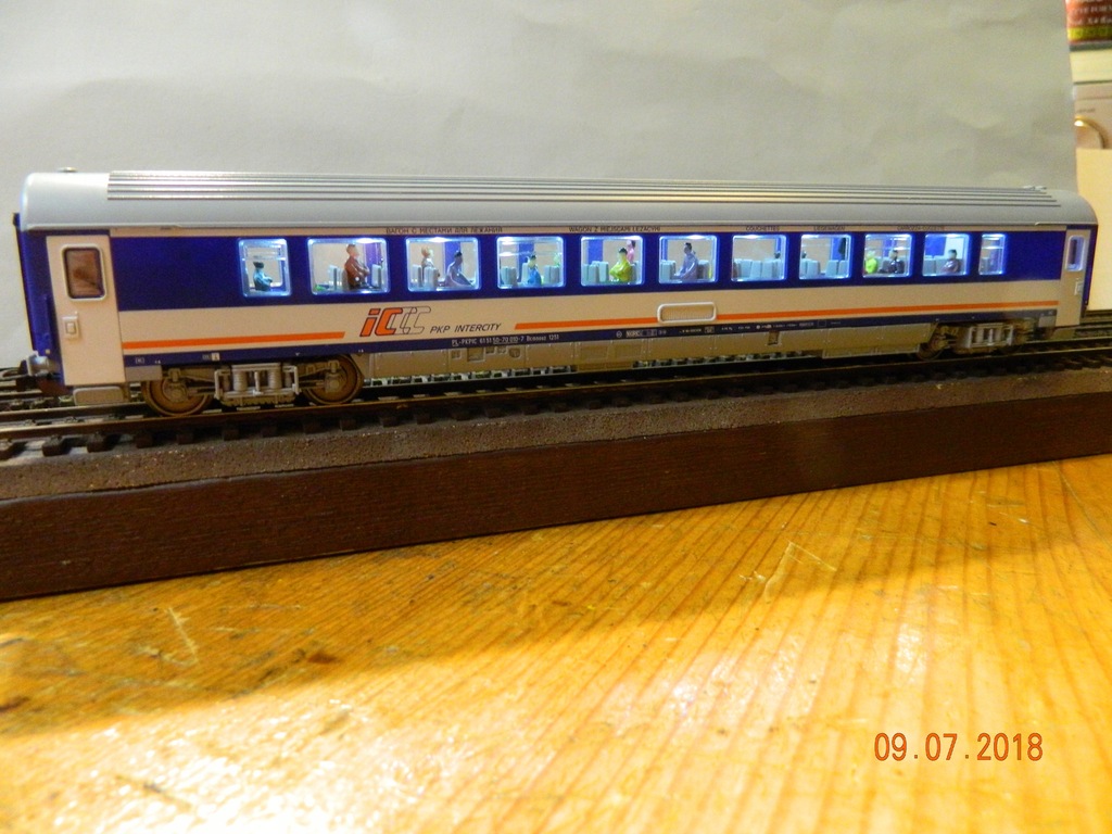 Wagon PKP Intercity z miejscami do leżenia , nowy
