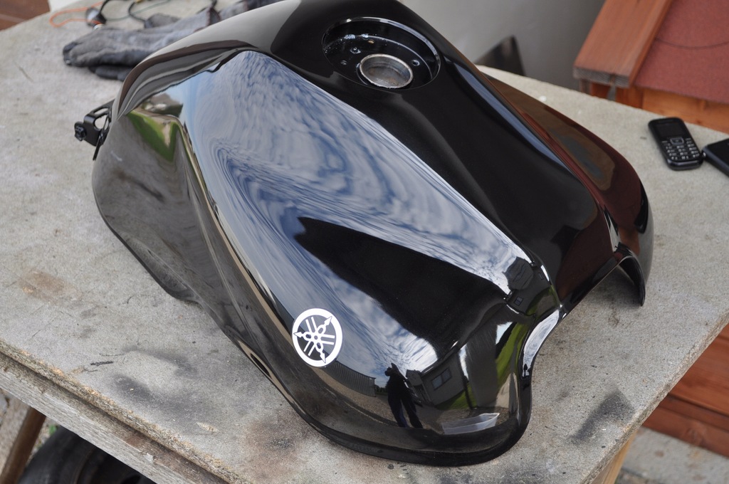 ZBIORNIK PALIWA BAK YAMAHA FZ6 FAZER S1 S2