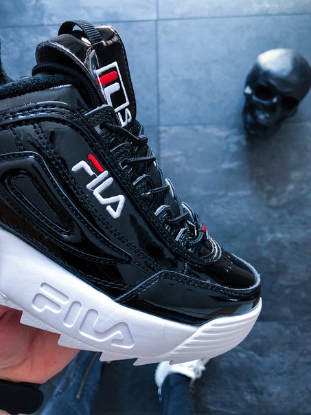 fila disruptor m low